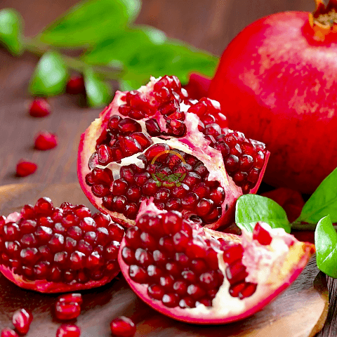 4 Yaş Deve Dişi Nar Fidanı